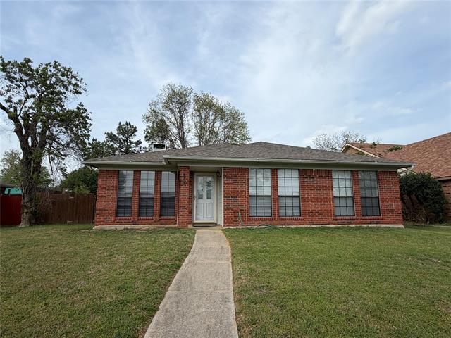 property at 823 Blue Oak Dr