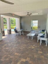 6685 Pointe of Woods Dr in West Palm Beach, FL - Building Photo - Building Photo