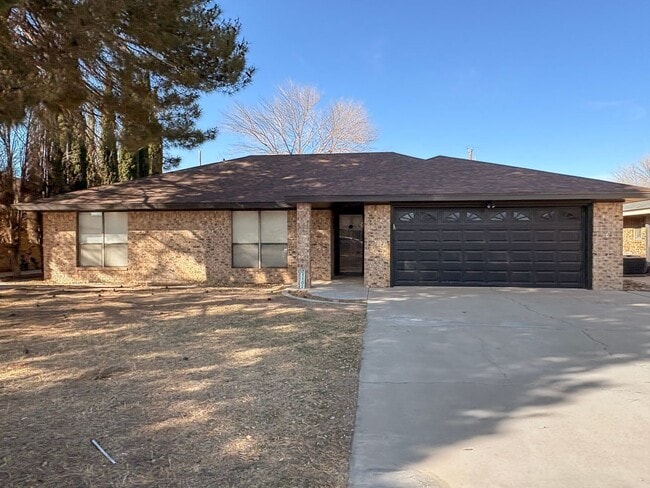 property at 1102 W Pueblo Ave