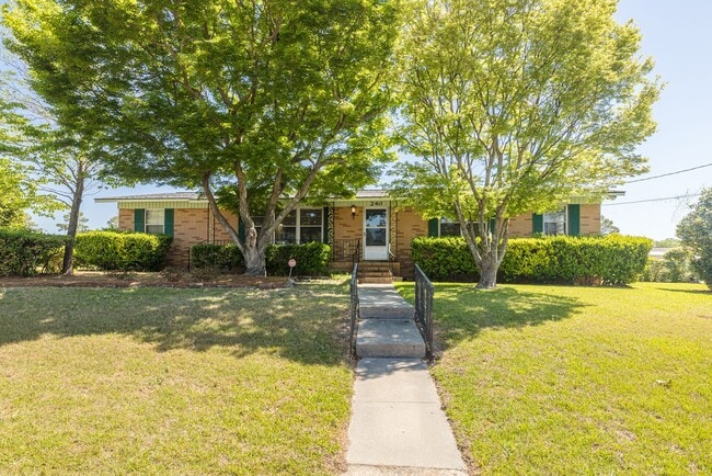 240 Maywood Dr in Martinez, GA - Building Photo - Building Photo