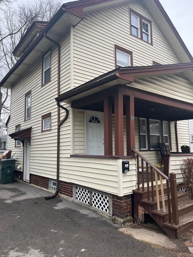 52 Sheldon Terrace in Rochester, NY - Building Photo - Building Photo
