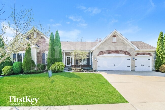 property at 2 Stonecroft Ct