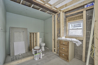 19310 Blue Star Hwy in South Haven, MI - Building Photo - Interior Photo