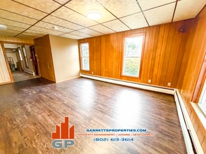 36 Circle St, Unit 36 Circle Street UNIT 2 in Barre, VT - Building Photo - Building Photo