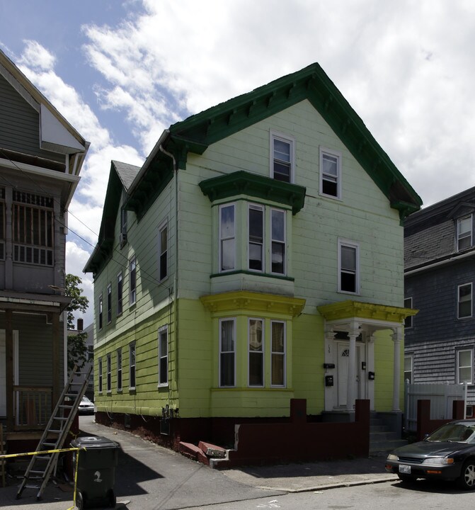 156 Hanover St in Providence, RI - Building Photo