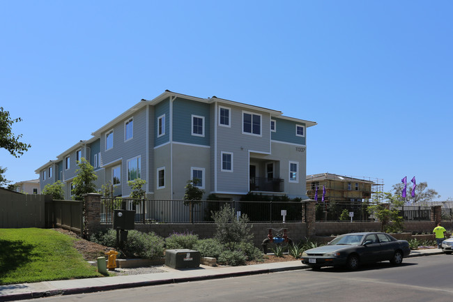 Aura in San Diego, CA - Foto de edificio - Building Photo