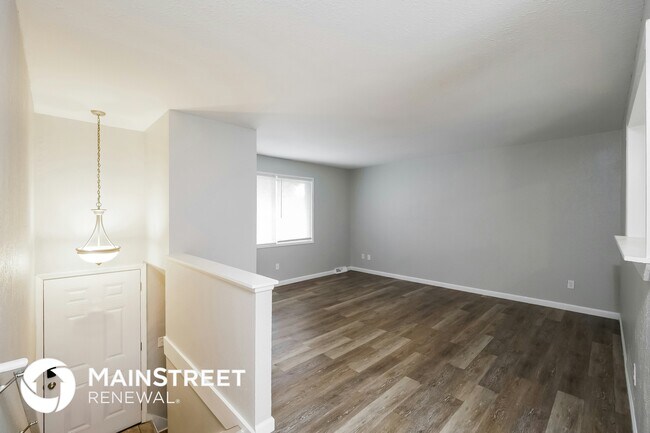 6302 E 140th Terrace in Grandview, MO - Building Photo - Building Photo