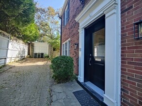 7511 Graymore Rd in Pittsburgh, PA - Building Photo - Building Photo