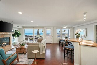 3036 Breakers Dr in Newport Beach, CA - Building Photo - Building Photo