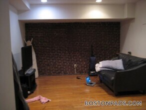 49 Temple Pl in Boston, MA - Building Photo - Building Photo