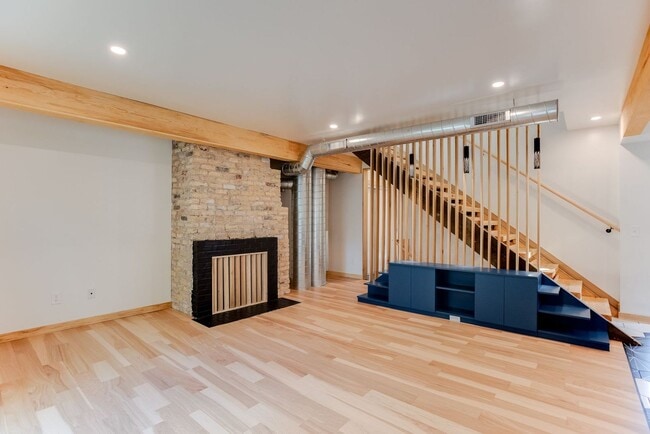 3909 Xerxes Ave S in Minneapolis, MN - Building Photo - Building Photo