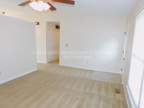 905 Tipperary Dr in Greensboro, NC - Building Photo - Building Photo