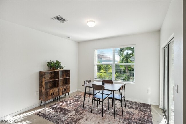 3421 Cancun Ct in Cape Coral, FL - Building Photo - Building Photo