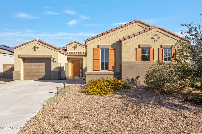 property at 30011 W Cheery Lynn Rd