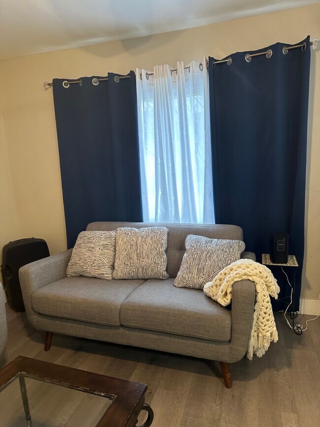 107 N Ohio Ave in Atlantic City, NJ - Building Photo - Building Photo