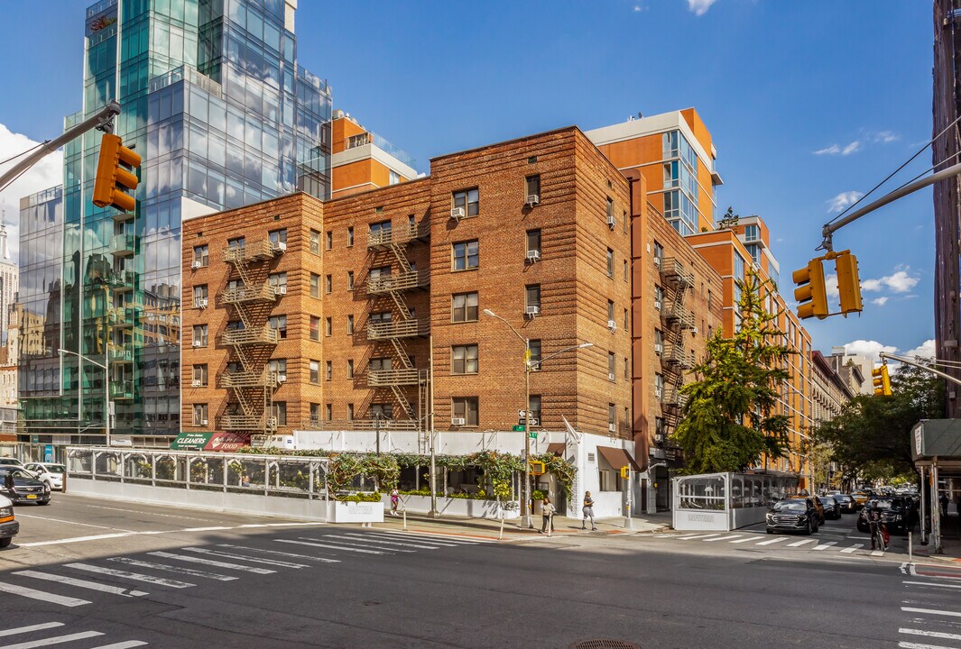 119-125 7th Ave in New York, NY - Foto de edificio