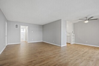 3625 Mentone Ave in Los Angeles, CA - Building Photo - Building Photo