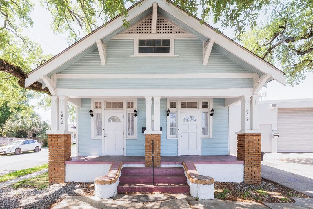 4802 Banks St in New Orleans, LA - Building Photo