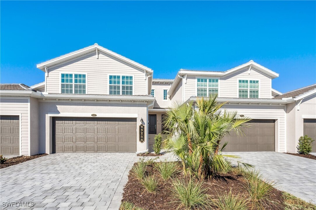 43253 Water Bird Wy in Punta Gorda, FL - Building Photo