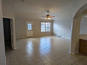 21015 Hidden Bridle Ct in Houston, TX - Building Photo - Building Photo