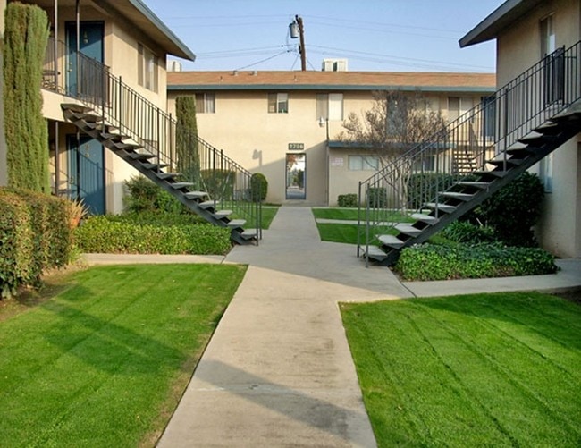 Highland View Apartments