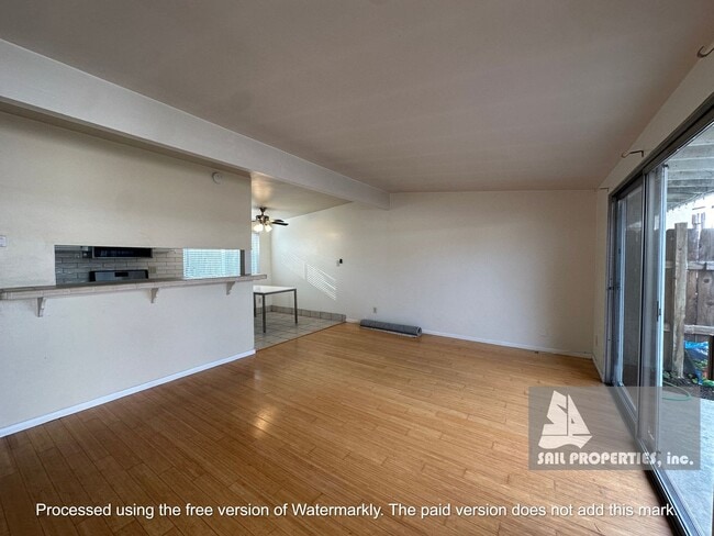 1507 Alabama St in Huntington Beach, CA - Building Photo - Building Photo