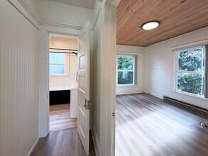 577 Madison St in Eugene, OR - Building Photo - Building Photo