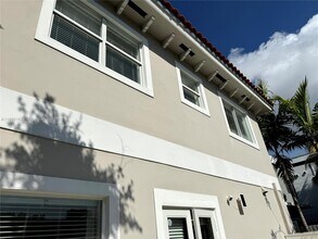3375 Percival Ave in Miami, FL - Building Photo - Building Photo