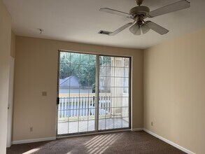 1600 Long Grove Dr in Mount Pleasant, SC - Building Photo - Building Photo