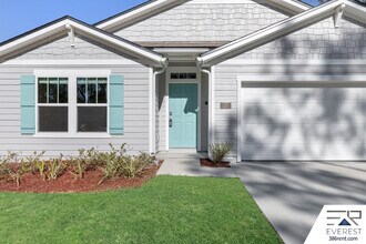 27 Piedmont Dr in Palm Coast, FL - Building Photo - Building Photo