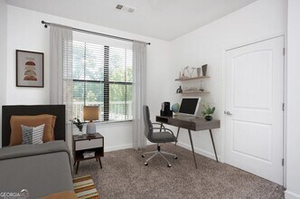 1185 Collier Rd NW in Atlanta, GA - Building Photo - Building Photo