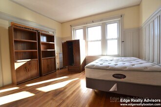 41 Orkney Rd, Unit 1 in Boston, MA - Foto de edificio - Building Photo