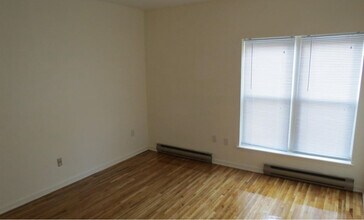 533 Monroe St, Unit apt. 1 D in Hoboken, NJ - Building Photo - Building Photo