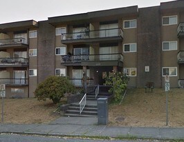 Rishon Manor in New Westminster, BC - Building Photo