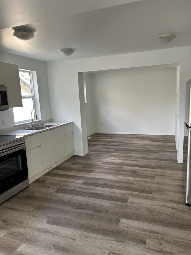 property at 6315-6122 122 Ave NW