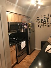 3307 Wyndham Cir, Unit 1161 in Alexandria, VA - Foto de edificio - Building Photo