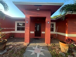 3421 SW 12th Ct in Fort Lauderdale, FL - Building Photo - Building Photo