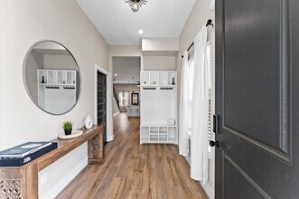 6904 Covington Dr in Houston, TX - Building Photo - Building Photo