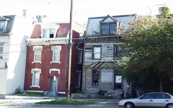 2614 Jefferson Ave in Cincinnati, OH - Foto de edificio
