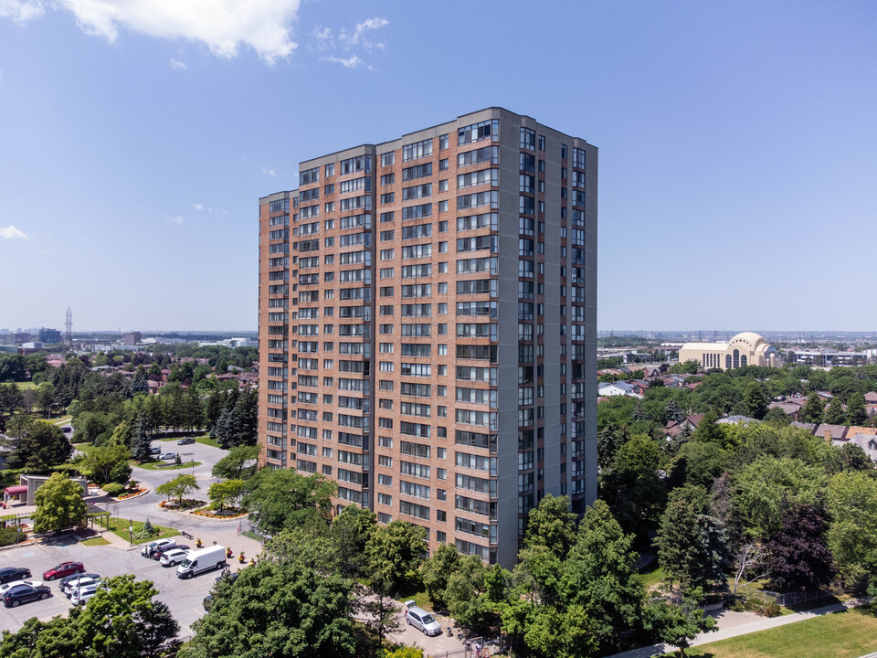 Bridlewoode Place III in Toronto, ON - Building Photo