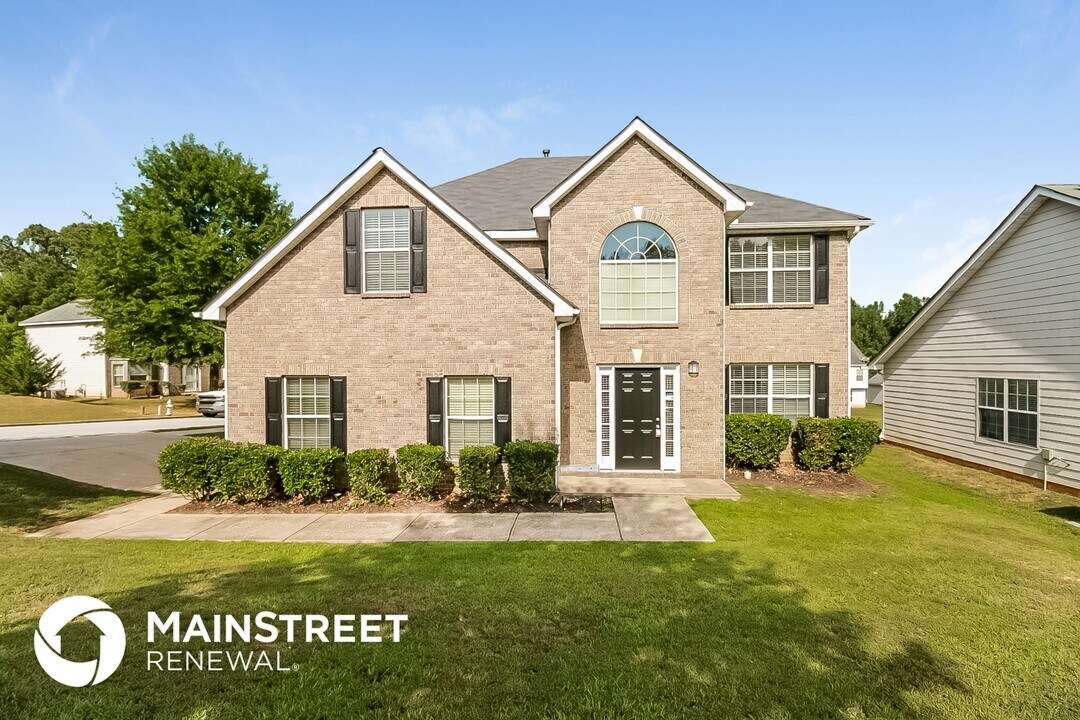 4325 Holliday Rd in Atlanta, GA - Building Photo