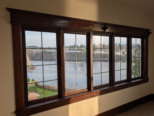 114 11th St Pl in Bremerton, WA - Building Photo - Building Photo