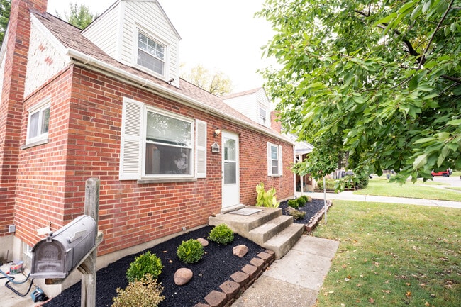 property at 1758 Sanborn Dr