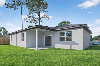 1852 W Quaker Ln in Citrus Springs, FL - Building Photo - Building Photo