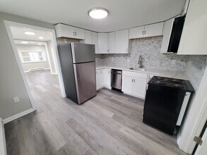 37 Logan St in Wilkes-Barre, PA - Building Photo - Building Photo