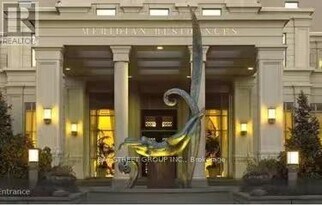 25 Greenview Ave in Toronto, ON - Building Photo