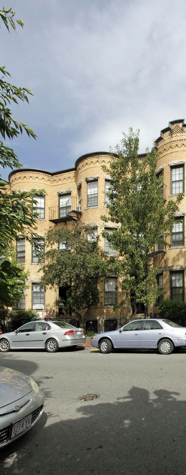 189 St Botolph St in Boston, MA - Foto de edificio - Building Photo