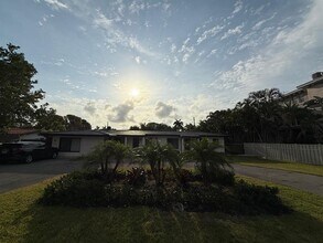 1416 NE 26th Ave in Fort Lauderdale, FL - Building Photo - Building Photo