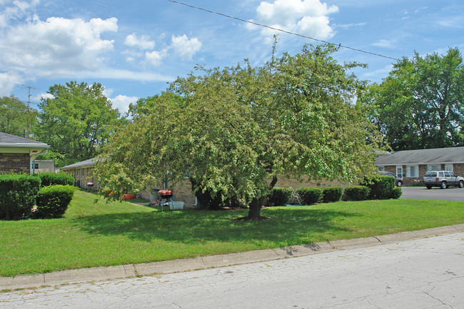 62-74 Gloria Ave in New Lebanon, OH - Building Photo - Building Photo