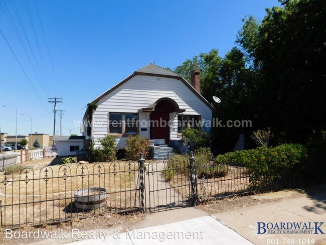 55 E Utah Ave in Tooele, UT - Building Photo - Building Photo